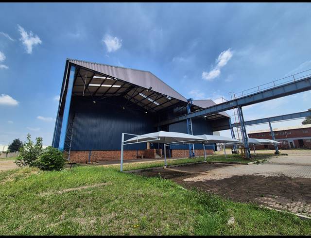 13,580M² WAREHOUSE FOR SALE IN WADEVILLE